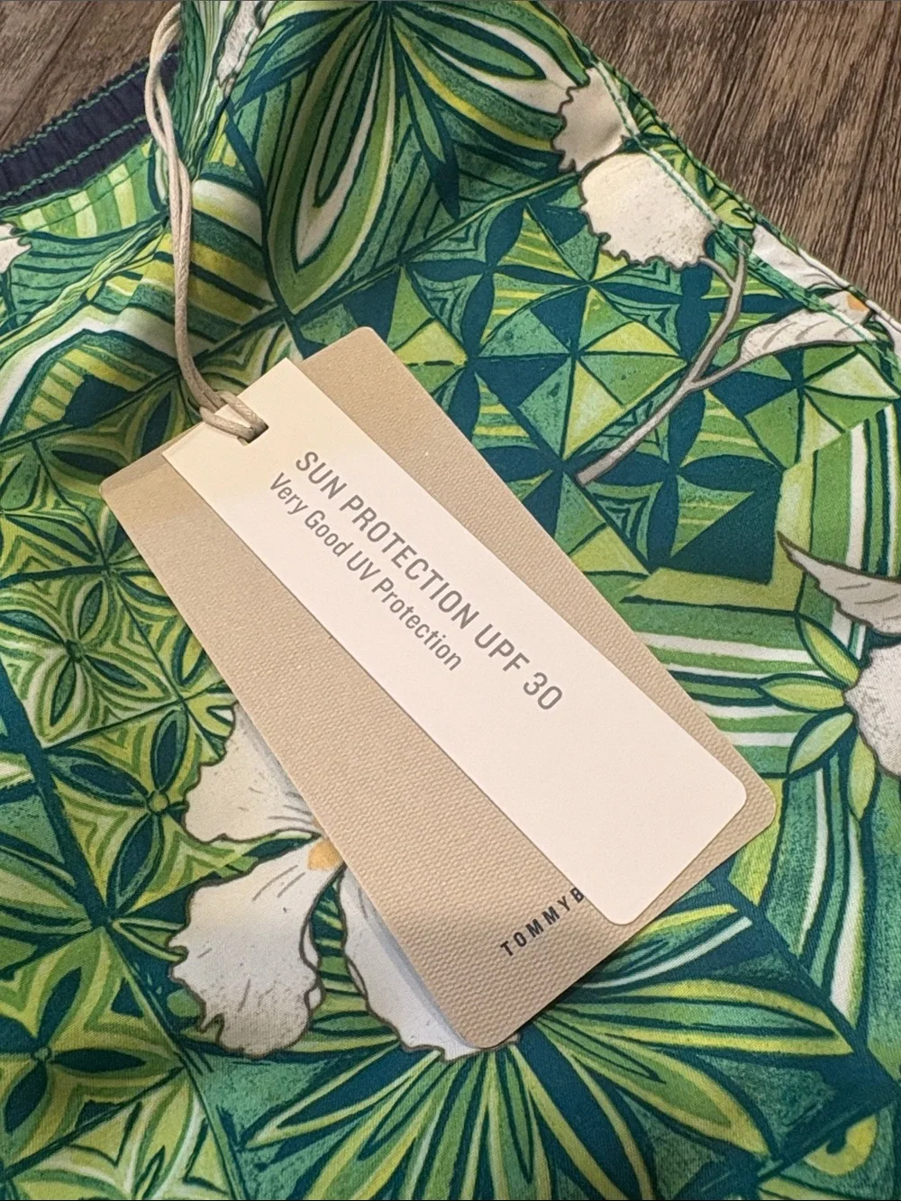 NWT Men’s Tommy Bahama Green Tropical Floral Swim Shorts Swim Trunks